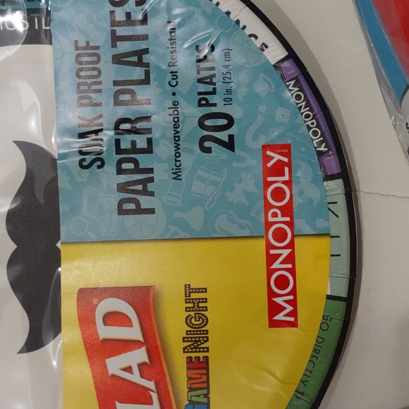Lot 80 Game night 40 paper plates & 40 party drink cups MONOLOPY Hasbro Fun New - Picture 7 of 8